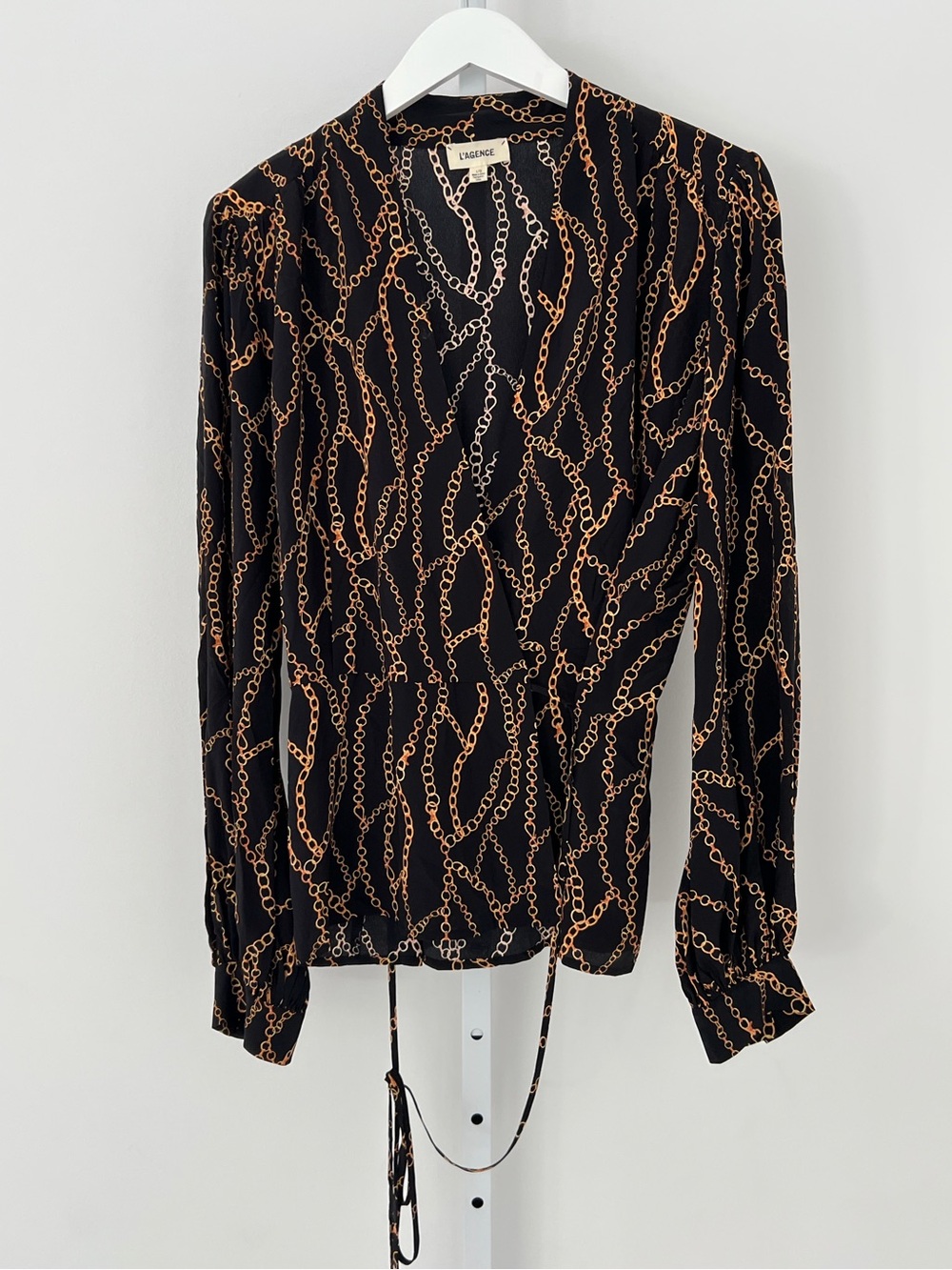L’AGENCE BLACK CHAIN PRINTED SILK WRAP TOP SIZE L NWOTS!